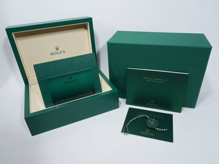 ロレックス GMTマスターII Ref.126710BLNR ステンレススチール ブラック文字盤 オイスターブレスレット 未使用 vha9tg7f