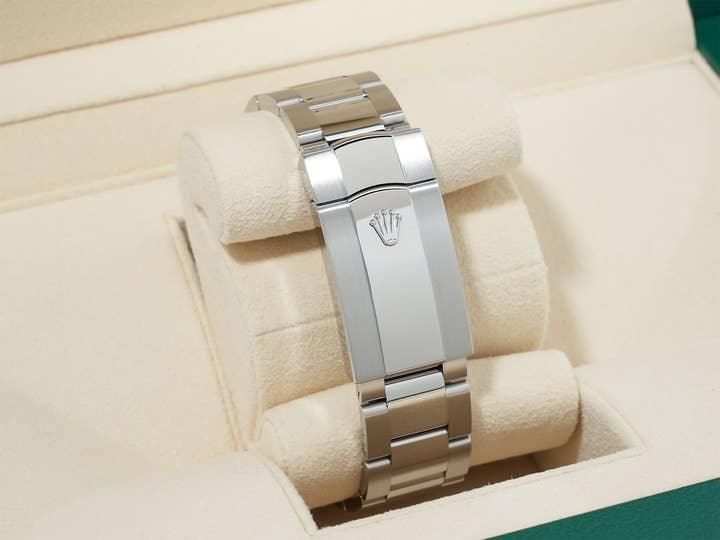 Rolex Sky-Dweller Ref. 336934 Stainless Steel/White Gold Black Dial Oyster Bracelet Excellent Condition j9o7tb9e