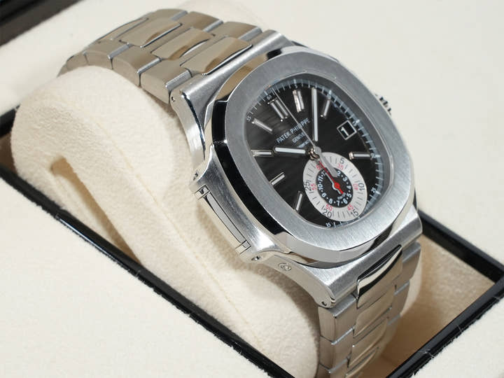 Patek Philippe Nautilus Chronograph TIFFANY & CO. Ref. 5980/1A-014 Stainless Steel Black Dial Excellent Condition ow758e55