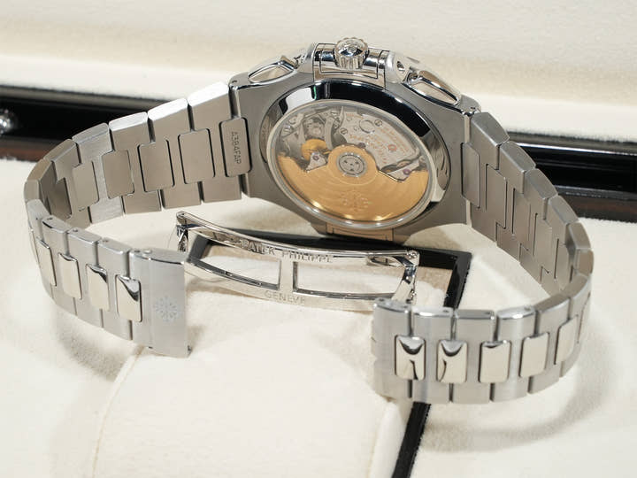 Patek Philippe Nautilus Chronograph TIFFANY & CO. Ref. 5980/1A-014 Stainless Steel Black Dial Excellent Condition ow758e55