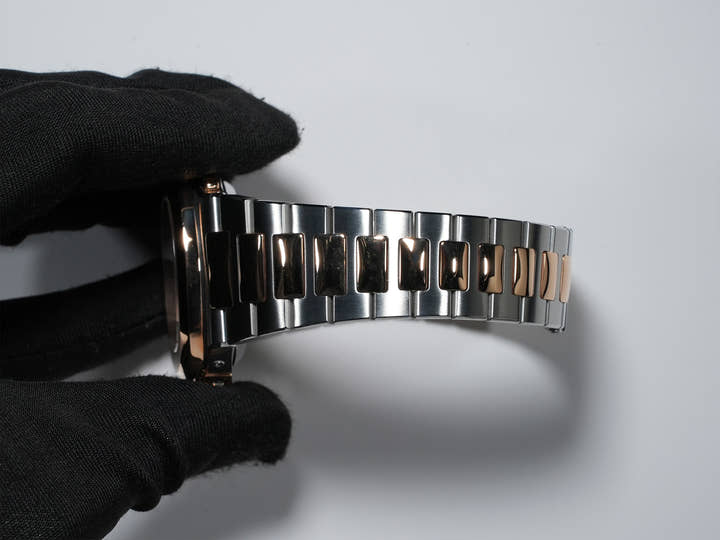 Patek Philippe Nautilus Chronograph Ref. 5980/1AR-001 Stainless Steel/Rose Gold Blue Dial Excellent Condition i5wfdggn