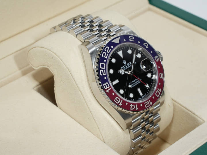 Rolex GMT-Master II Ref. 126710BLRO Stainless Steel with Black Dial and Jubilee Bracelet, Unused (q5ymyjsb)