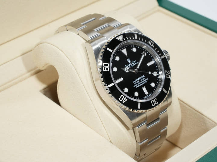 Rolex Submariner No Date Ref. 124060 Stainless Steel Black Dial Unused psys3r63