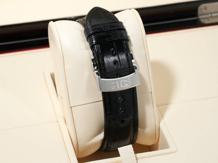 グラスヒュッテオリジナル パノインバース リミテッドエディション Ref.1-66-08-01-03-50 プラチナ シルバー文字盤 中古 gpqrgka3