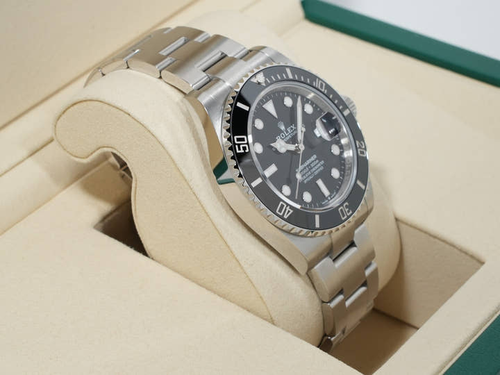 Rolex Submariner Date Ref. 126610LN Stainless Steel Black Dial Unused r8s6pf9z