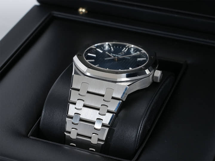 オーデマピゲ ロイヤルオーク Ref.15500ST.OO.1220ST.01 ステンレススチール ブルー文字盤 中古 5ngumy27