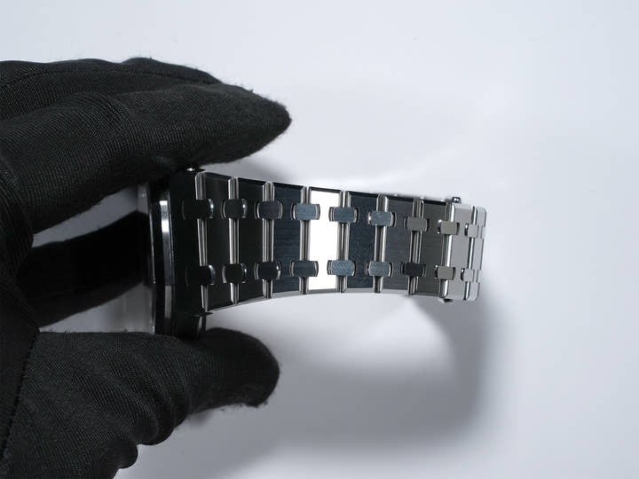 オーデマピゲ ロイヤルオーク Ref.15500ST.OO.1220ST.01 ステンレススチール ブルー文字盤 中古 5ngumy27