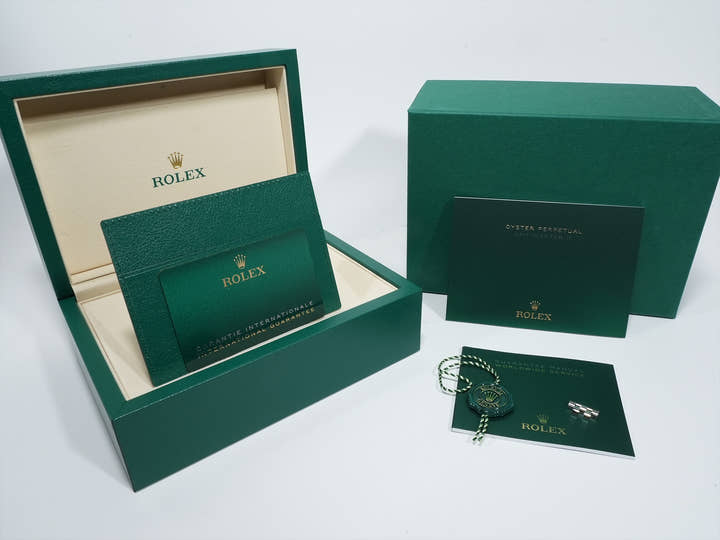 ロレックス GMTマスターII Ref.126720VTNR ステンレススチール ブラック文字盤 ジュビリーブレスレット 未使用 2gg79u4t