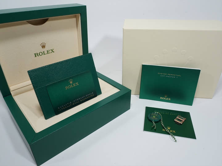 ロレックス GMTマスターII Ref.126715CHNR エバーローズゴールド ブラック文字盤 オイスターブレスレット 未使用 vy85jbiu