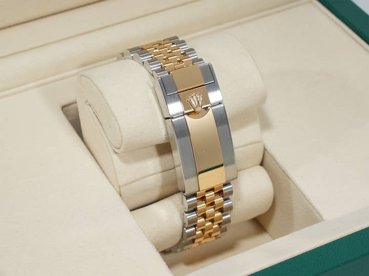 ロレックス GMTマスターII Ref.126713GRNR ステンレススチール/イエローゴールド ブラック文字盤 ジュビリーブレスレット 美中古 2dygxz8e