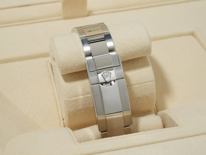 ロレックス デイトナ Ref.126506A プラチナ アイスブルーx11Pダイヤ文字盤 未使用 aa9rmusa