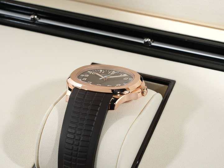 パテックフィリップ アクアノート Ref.5167R-001 ローズゴールド ブラウン文字盤 美品 xavpfwef