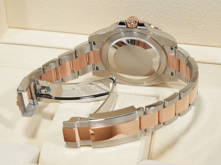 Rolex GMT-Master II Ref. 126711CHNR Stainless Steel/Everose Gold Black Dial Oyster Bracelet Unused ghncjrn9