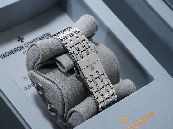 ヴァシュロンコンスタンタン フィフティーシックス オートマティック Ref.4600E/110A-B487 ステンレススチール ブルー文字盤 極美品 mum4fcnh