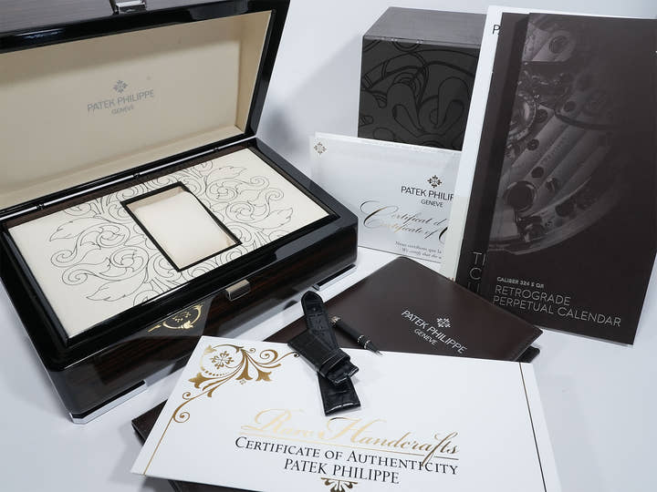 Patek Philippe Perpetual Calendar Retrograde Ref. 5160/500G-001 White Gold Silver Dial Pre-owned trvd2sti