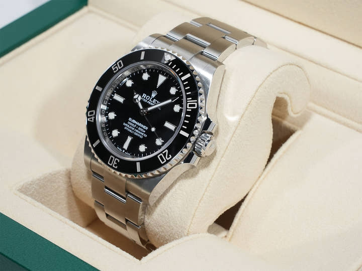 Pre-owned Rolex Submariner No Date Ref. 124060 Stainless Steel Black Dial upbsgnry