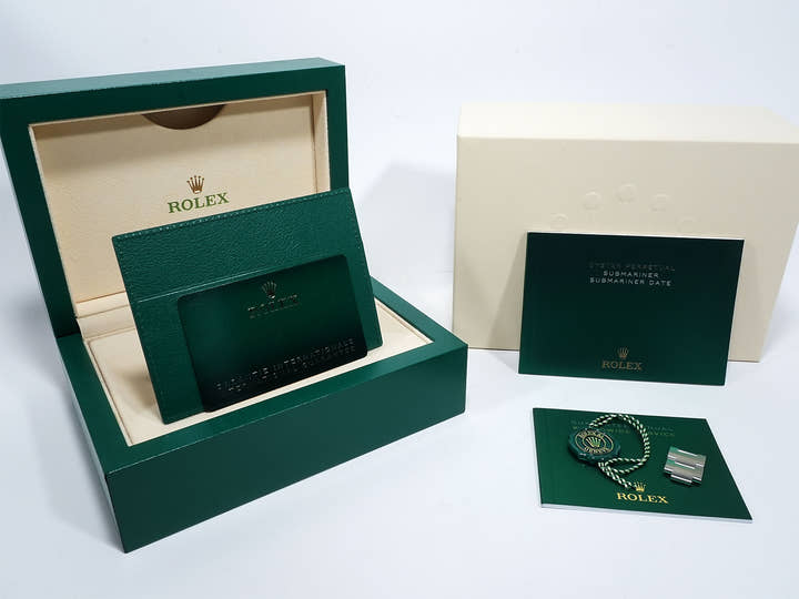 Pre-owned Rolex Submariner No Date Ref. 124060 Stainless Steel Black Dial upbsgnry