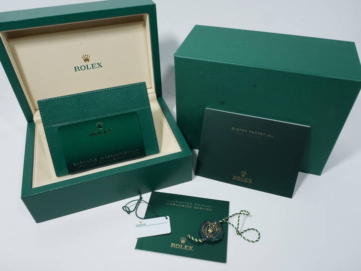 Rolex GMT-Master II Ref. 126711CHNR Stainless Steel/Everose Gold Black Dial Oyster Bracelet Unused hzps9p5c