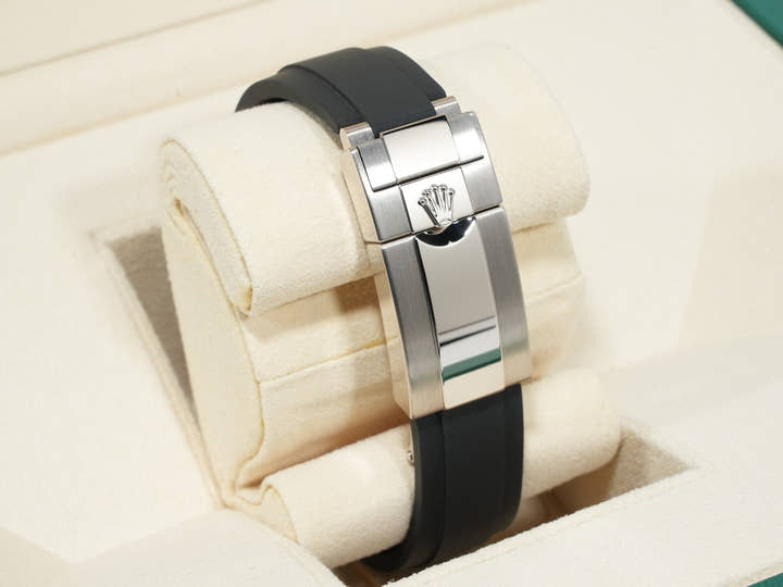 ロレックス デイトナ Ref.116519LN ホワイトゴールド スチールxブラック文字盤 未使用 hrs2fb35