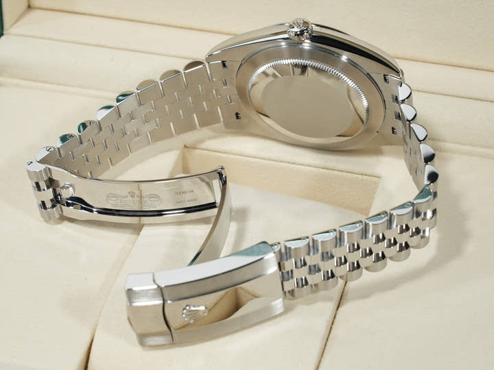 Rolex Datejust 41 Ref. 126300 Stainless Steel Black Dial Jubilee Bracelet Unused vd62tfzo