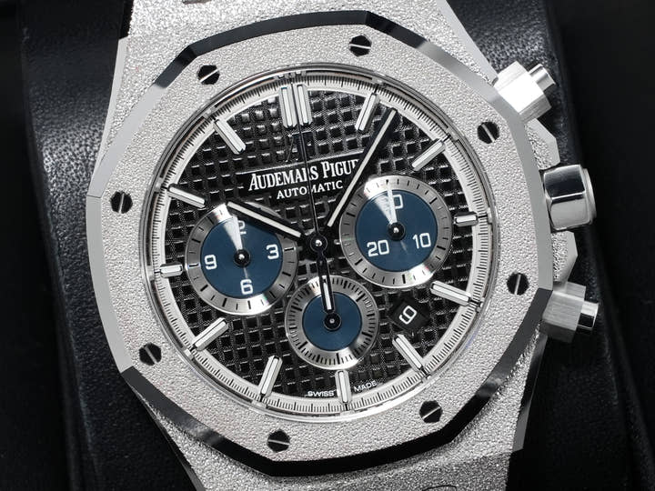 オーデマピゲ ロイヤルオーク クロノグラフ Ref.26331BC.GG.1224BC.03 ホワイトゴールド ブラックxグレーブルー文字盤 極美品 yi7xhh64