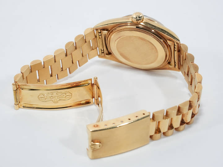 ロレックス デイトジャスト Ref.1601 イエローゴールド ブラック文字盤 中古 7evi39ki