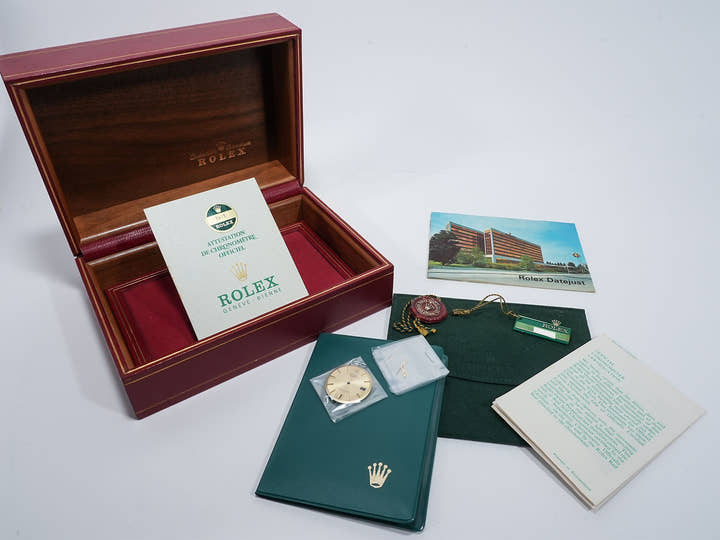 ロレックス デイトジャスト Ref.1601 イエローゴールド ブラック文字盤 中古 7evi39ki