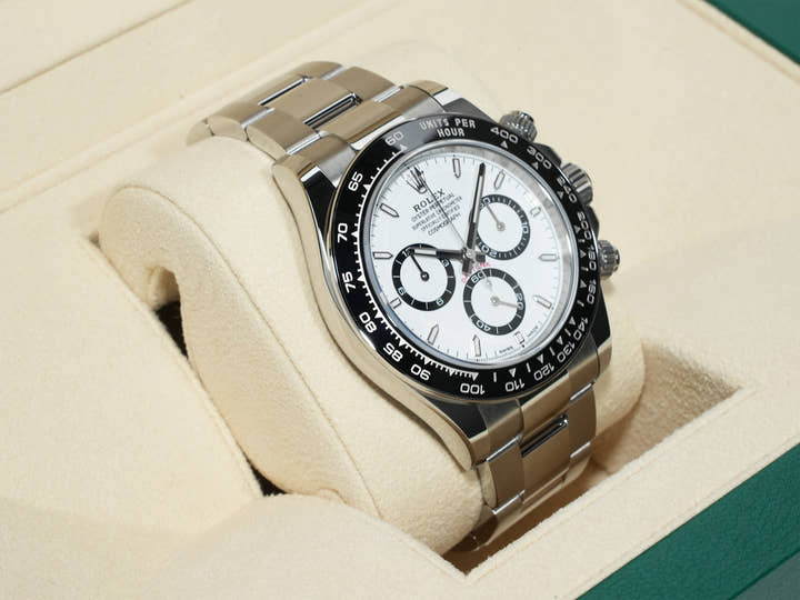 ロレックス デイトナ Ref.126500LN ステンレススチール ホワイト文字盤 未使用 kwr48v9k