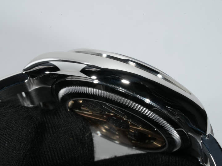 ロレックス デイトナ Ref.126506 プラチナ アイスブルー文字盤 未使用 mqvn8err