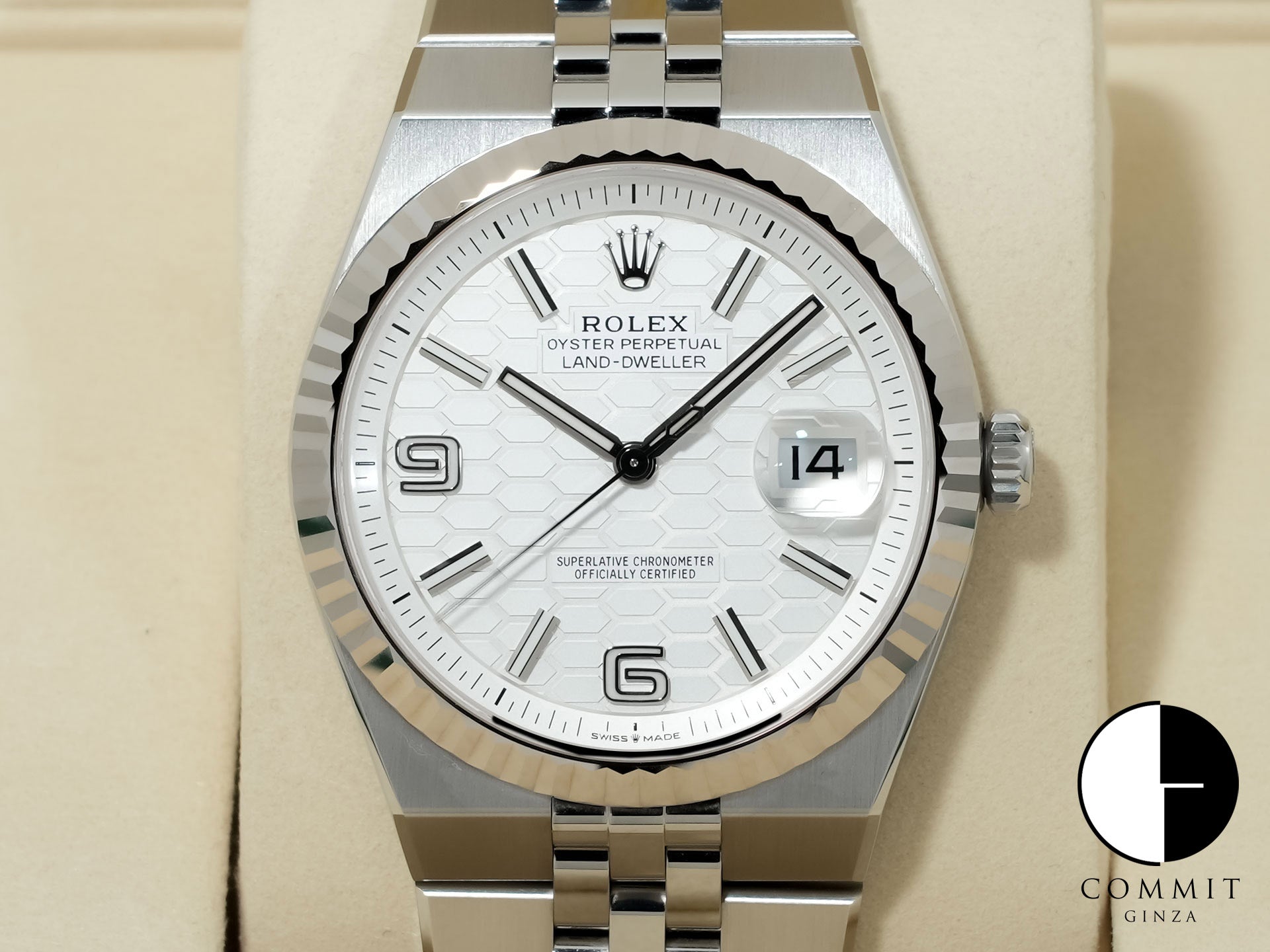 コミット銀座のランドドゥエラーを見る