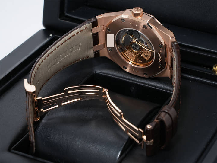 Audemars Piguet Royal Oak Ref. 15400OR.OO.D088CR.01 Pink Gold Silver Dial Excellent Condition vot58uh9