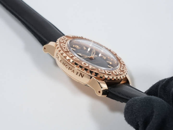 ブランパン フィフティ ファゾムス Ref.2200-3630-63B イエローゴールド ブラック文字盤 中古 o7bm3jih