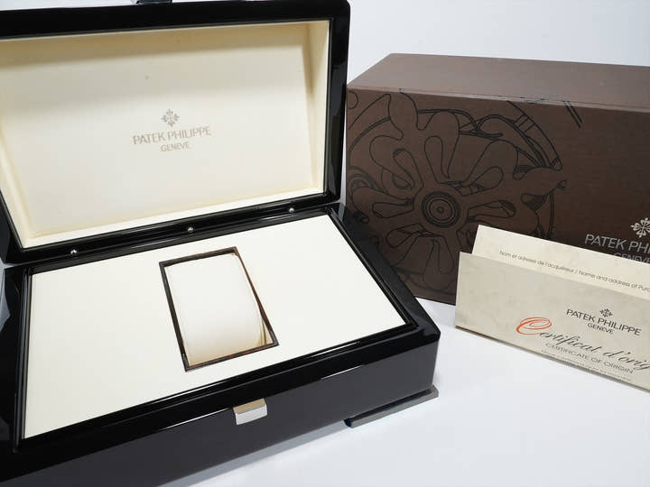 パテックフィリップ ゴールデンエリプス Ref.3738/119 イエローゴールド ブルー文字盤 中古 ee5h2r4i