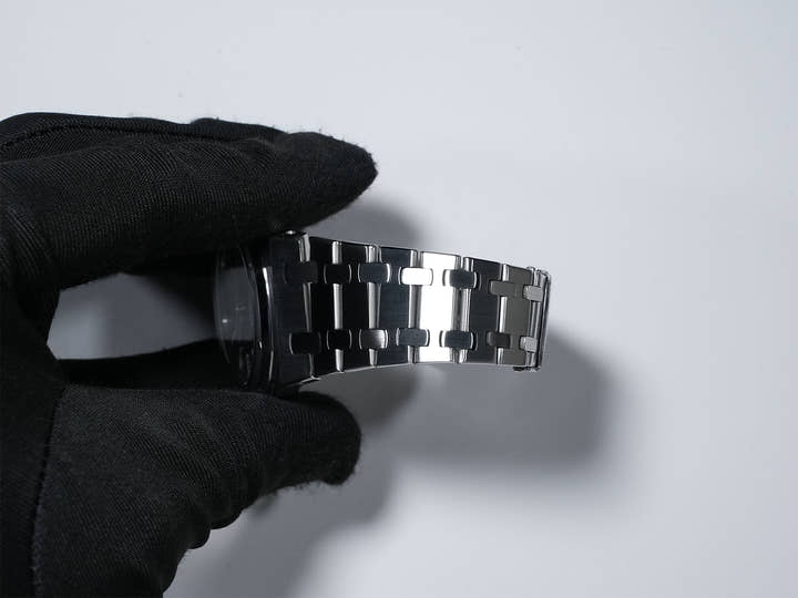 オーデマピゲ ロイヤルオーク Ref.14100ST.OO.0477ST.01 ステンレススチール ブラック文字盤 中古 xgomb77f