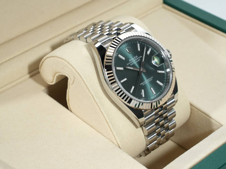 ロレックス デイトジャスト41 Ref.126334 ステンレススチール/ホワイトゴールド ミントグリーン文字盤 ジュビリーブレスレット 未使用 ovzbjhet