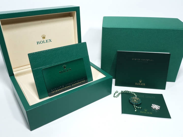 ロレックス デイトジャスト41 Ref.126334 ステンレススチール/ホワイトゴールド ミントグリーン文字盤 ジュビリーブレスレット 未使用 ovzbjhet