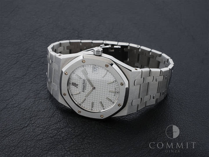 オーデマピゲ ロイヤルオーク ジャンボ エクストラ シン Ref.15202ST.O.0944ST ステンレススチール ホワイト文字盤 美中古 qm2rik7d