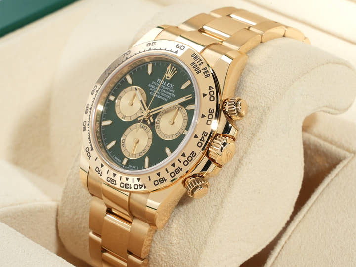 ロレックス デイトナ Ref.126508 イエローゴールド グリーン文字盤 未使用 ktywuiyb