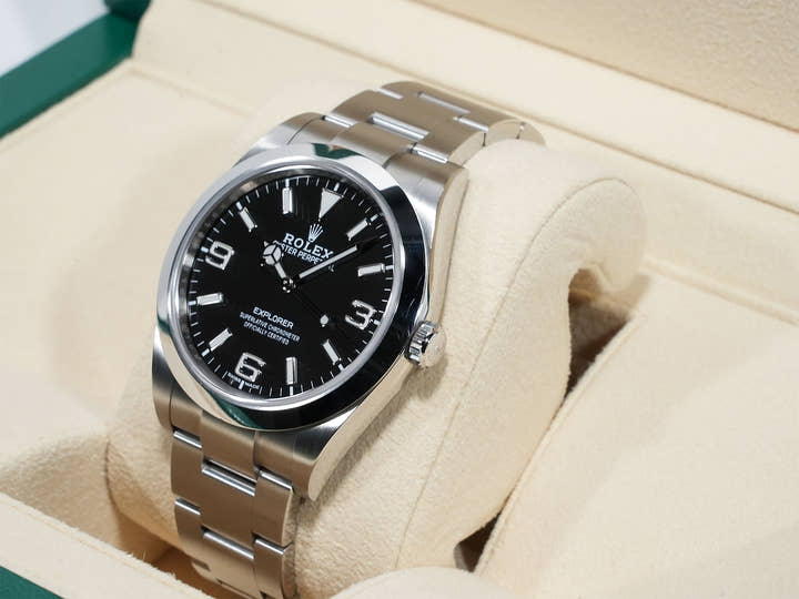 Rolex Explorer I Ref. 214270 Stainless Steel Black Dial Oyster Bracelet Excellent Condition vforwocb