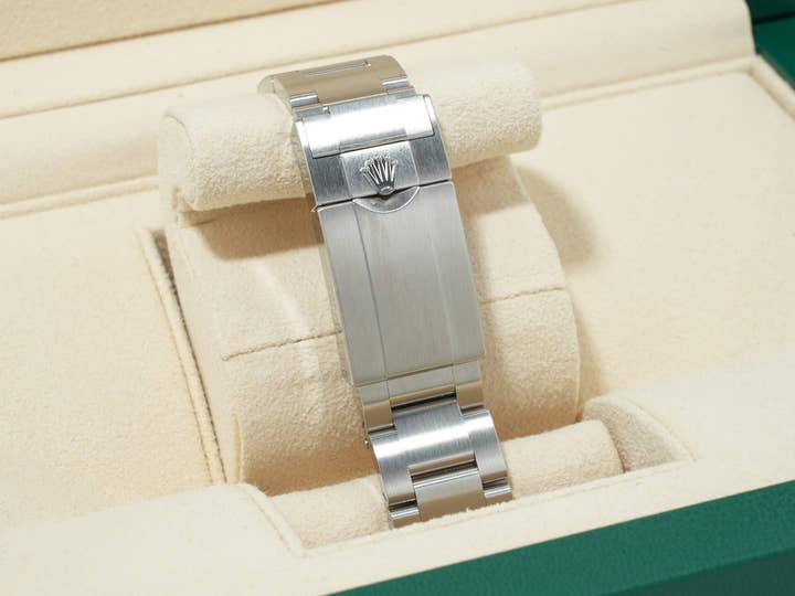 ロレックス エクスプローラー40 Ref.224270 ステンレススチール ブラック文字盤 オイスターブレスレット 未使用 h6nxq37j