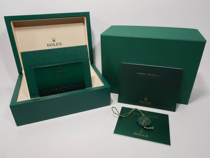 Rolex GMT-Master II Ref. 126710GRNR Stainless Steel Black Dial Jubilee Bracelet Unused pd2vu57u