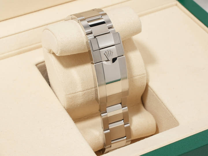 Rolex GMT-Master II Ref. 126710BLNR Stainless Steel Black Dial Oyster Bracelet Unused cvayy4rz