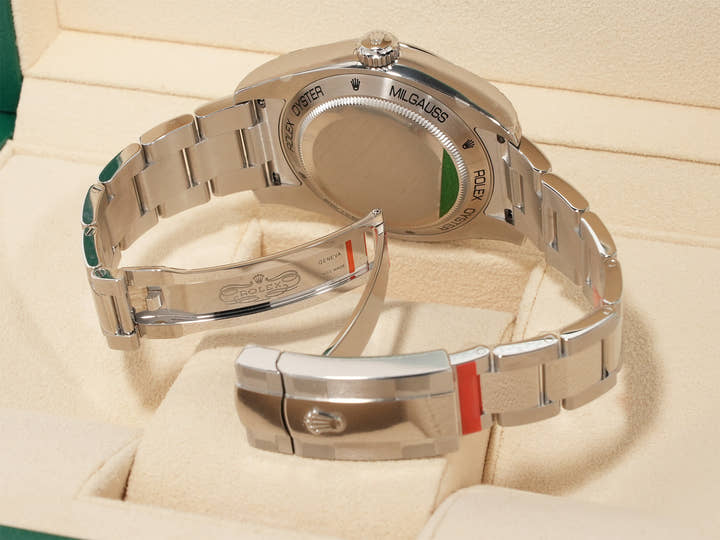 Rolex Milgauss Ref. 116400GV Stainless Steel Z-Blue Dial Unused 89xw8n8w