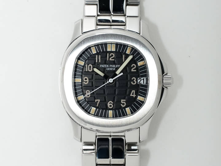 パテックフィリップ アクアノート ミディアム Ref.5066/1A-001 ステンレススチール ブラック文字盤 中古 7d5b3msp
