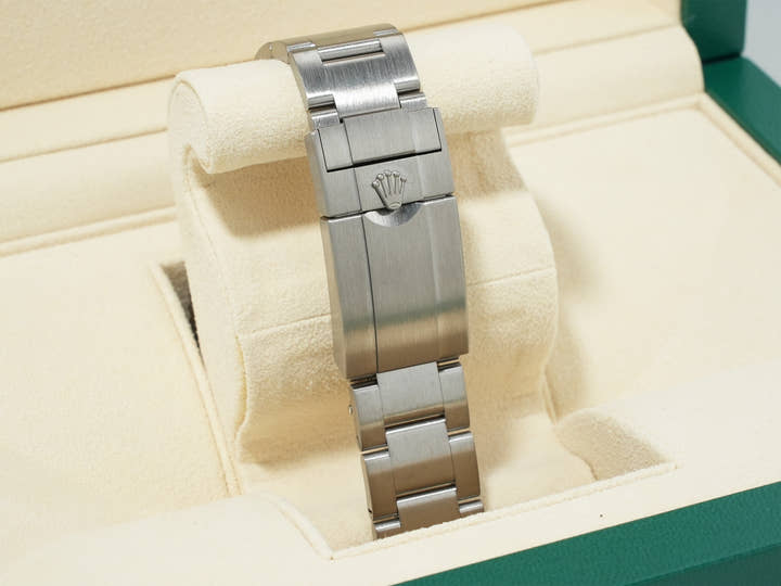 ロレックス ヨットマスター42 Ref.226627 RLXチタン ブラック文字盤 未使用 bmuic66h