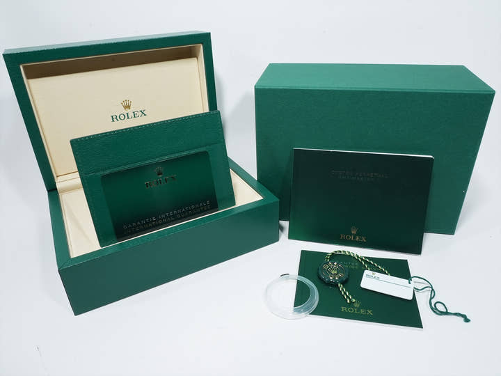 ロレックス GMTマスターII Ref.126710GRNR ステンレススチール ブラック文字盤 ジュビリーブレスレット 未使用 rscaniqr