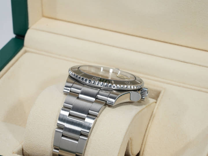 ロレックス サブマリーナー デイト Ref.116610LN ステンレススチール ブラック文字盤 中古 ihyhuzxa