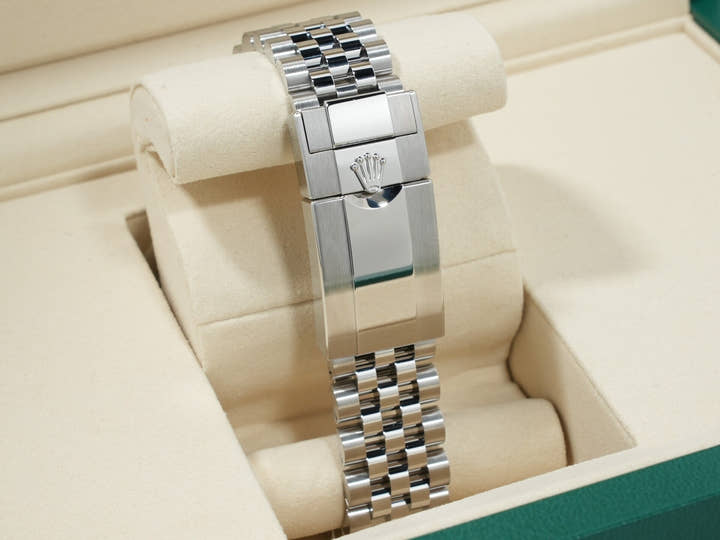 ロレックス GMTマスターII Ref.126710BLRO ステンレススチール ブラック文字盤 ジュビリーブレスレット 未使用 v97dn45j