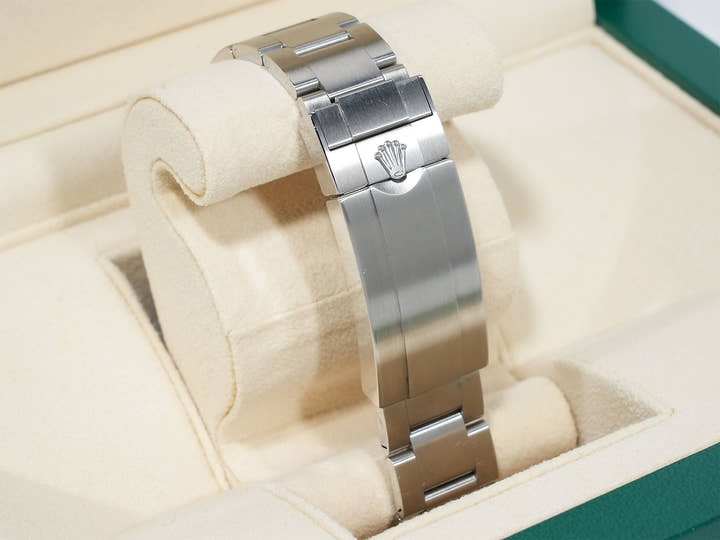 ロレックス サブマリーナー デイト Ref.126610LV ステンレススチール ブラック文字盤 中古 he2tvgd8