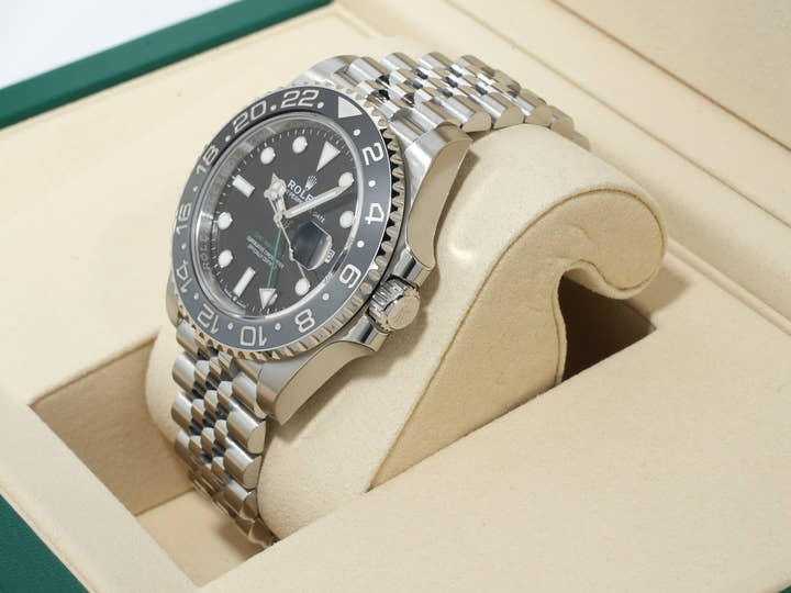 Rolex GMT-Master II Ref. 126710GRNR Stainless Steel Black Dial Jubilee Bracelet Unused drvj9qd4